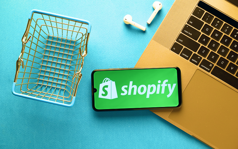 Shopify eCommerce Payment Gateways: Everything You Need to Know Before Choosing Shopify eCommerce Payment Gateways: Everything You Need to Know Before Choosing